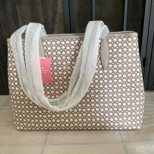 - Kate Spade tote